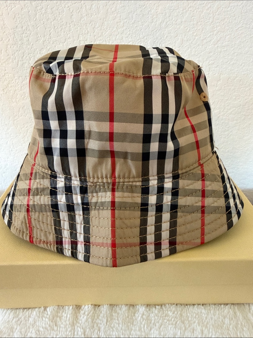 Burberry Beige Vintage Check Bucket Hat with Red Stripe